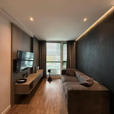 Avalon Time Apartment *